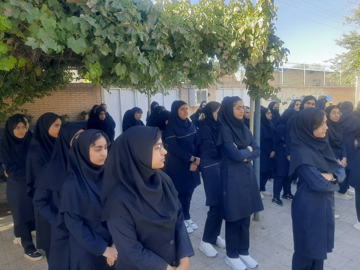 صبحگاه مدرسه
